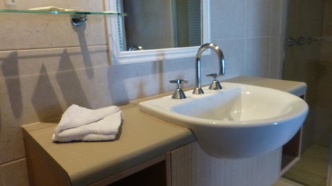 SaltBeach2302 - Accommodation Newcastle 8