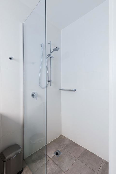 Alfred Apartments - Accommodation Newcastle 8