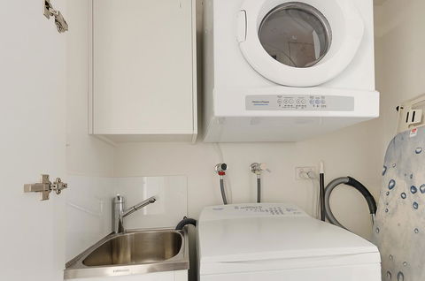 Wyndel Apartments Neutral Bay - Military - Accommodation Newcastle 11
