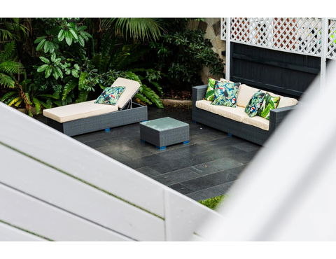 Beachside Getaway In Freshie W Parking - Accommodation Newcastle 4