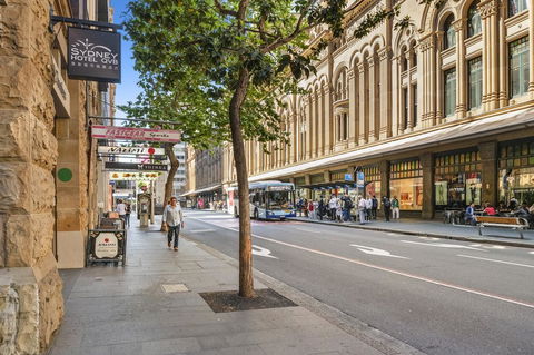 YEHS Hotel Sydney QVB - Accommodation Newcastle 4