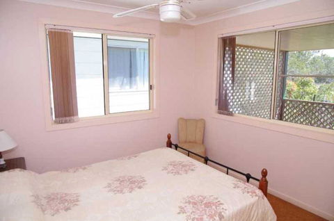 Bellhaven 2, 17 Willow Street - Accommodation Newcastle 3