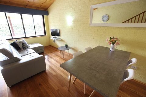 Great Escape Lofts - Accommodation Newcastle 24
