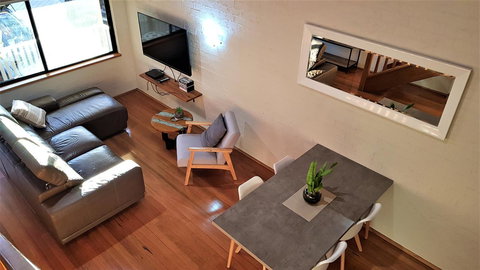 Great Escape Lofts - Accommodation Newcastle 3