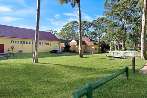 Huskisson Holiday Motel Cabins - Accommodation Newcastle 9