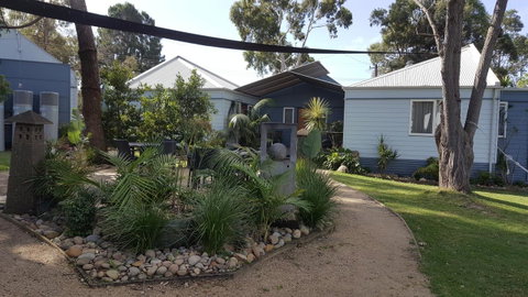 Huskisson Holiday Motel Cabins - Accommodation Newcastle 33