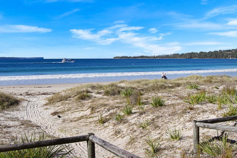 Huskisson Holiday Motel Cabins - Accommodation Newcastle 15