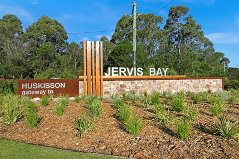 Huskisson Holiday Motel Cabins - Accommodation Newcastle 23