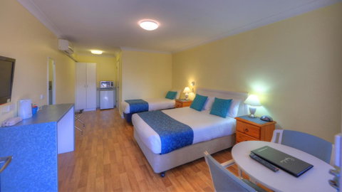 Pelican Motor Inn - Accommodation Newcastle 5