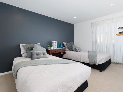 Blue View @ Fingal Bay - Accommodation Newcastle 26