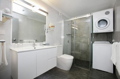 BEST WESTERN PLUS Apollo Hotel Newcastle - Accommodation Newcastle 19