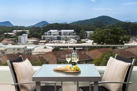 Oaks Nelson Bay Lure Suites - Accommodation Newcastle 5