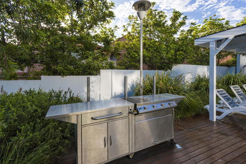 Oaks Nelson Bay Lure Suites - Accommodation Newcastle 7