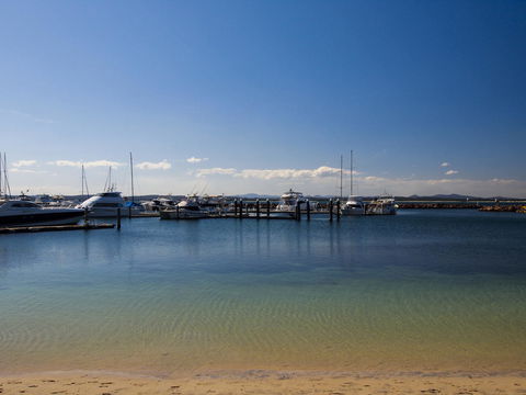 Oaks Nelson Bay Lure Suites - Accommodation Newcastle 3