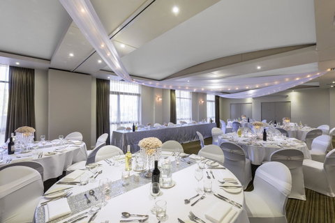 Mercure Newcastle - Accommodation Newcastle 33