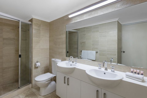 Mercure Newcastle - Accommodation Newcastle 15