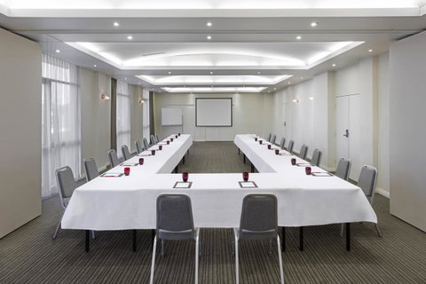 Mercure Newcastle - Accommodation Newcastle 21