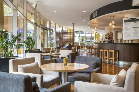 Holiday Inn Sydney Potts Point - Accommodation Newcastle 5