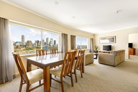 Holiday Inn Sydney Potts Point - Accommodation Newcastle 21