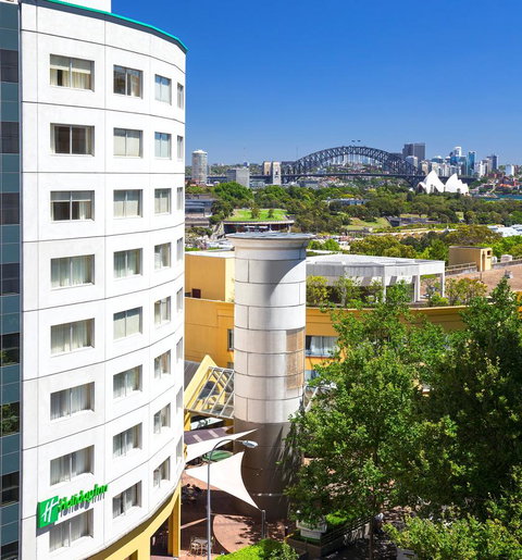 Holiday Inn Sydney Potts Point - Accommodation Newcastle 0