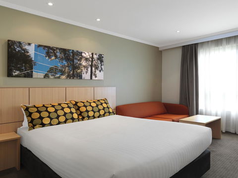 Mercure Sydney Bankstown - Accommodation Newcastle 13