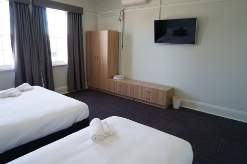Rosehill Hotel - Accommodation Newcastle 6