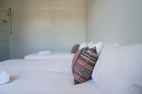 Rosehill Hotel - Accommodation Newcastle 3