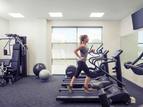 Mercure Newcastle Airport - Accommodation Newcastle 26