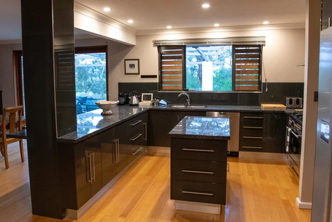 Belmont - Accommodation Newcastle 25