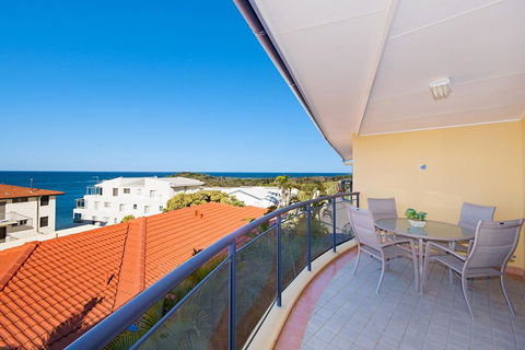 The Cove Yamba - Accommodation Newcastle 5