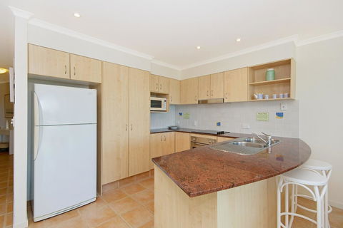 The Cove Yamba - Accommodation Newcastle 13