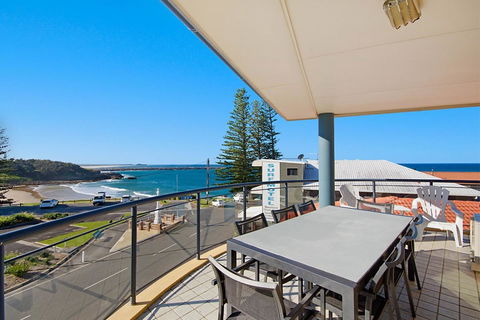 The Cove Yamba - Accommodation Newcastle 10
