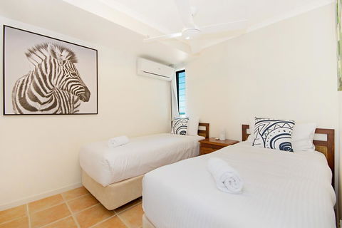 The Cove Yamba - Accommodation Newcastle 7