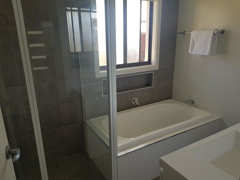 Golden Hill Cottage - Accommodation Newcastle 5