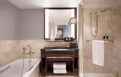 Four Seasons Hotel Sydney - Accommodation Newcastle 5