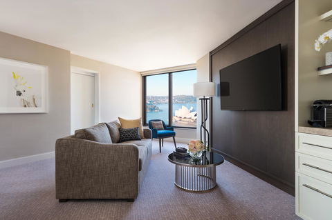Four Seasons Hotel Sydney - Accommodation Newcastle 1