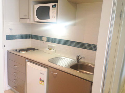 BASE Holidays - Ettalong Beach Premium Apartments - Accommodation Newcastle 23