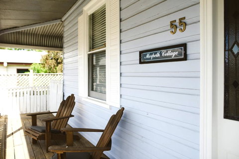 Morpeth Cottage - Accommodation Newcastle 4