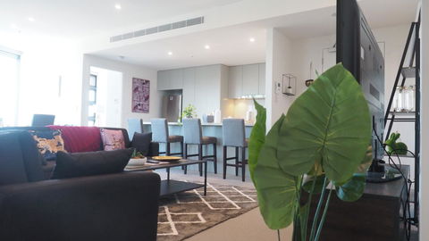 SkyGarden Sydney Olympic Park 3 & 4 Bedroom City View - Accommodation Newcastle 10