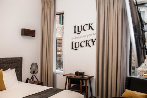 The Lucky Hotel - Accommodation Newcastle 1