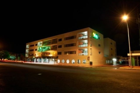 Quest Dubbo - Accommodation Newcastle 0