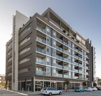 Honeysuckle Executive Apartments - Accommodation Newcastle