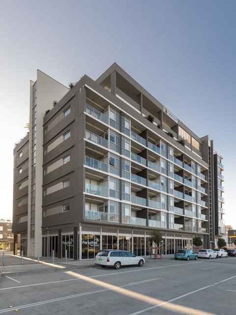 Honeysuckle Executive Apartments - Accommodation Newcastle 0