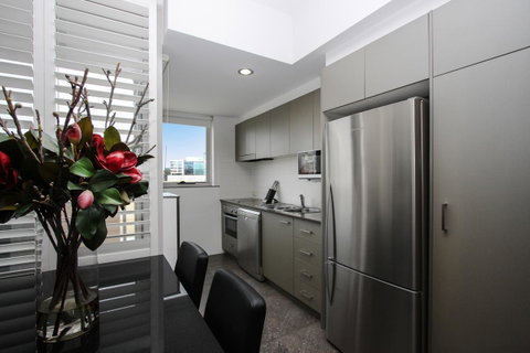 Honeysuckle Executive Apartments - Accommodation Newcastle 10
