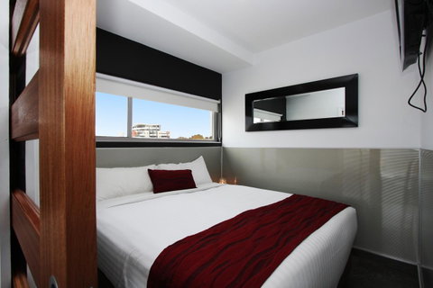 Honeysuckle Executive Apartments - Accommodation Newcastle 34