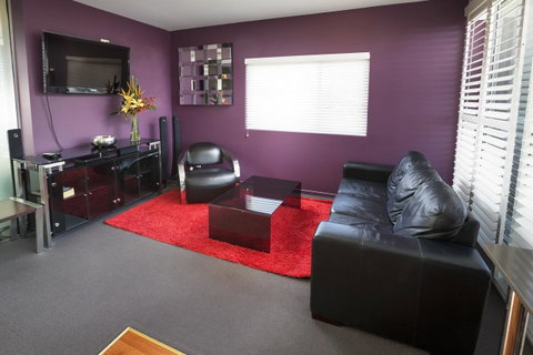 Honeysuckle Executive Apartments - Accommodation Newcastle 13