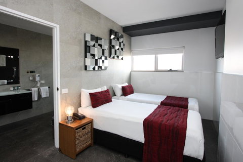 Honeysuckle Executive Apartments - Accommodation Newcastle 2