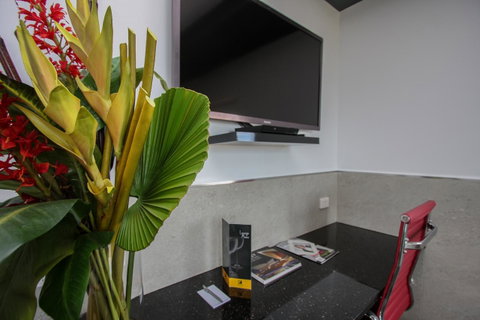 Honeysuckle Executive Apartments - Accommodation Newcastle 20