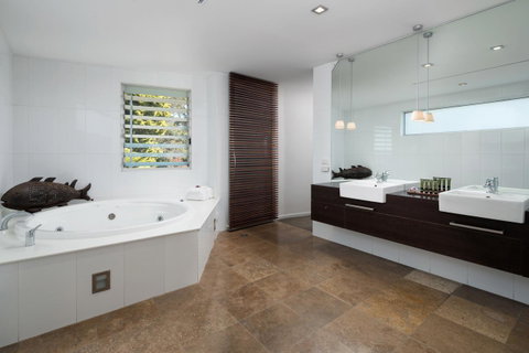 Bannisters By The Sea Mollymook - Accommodation Newcastle 13