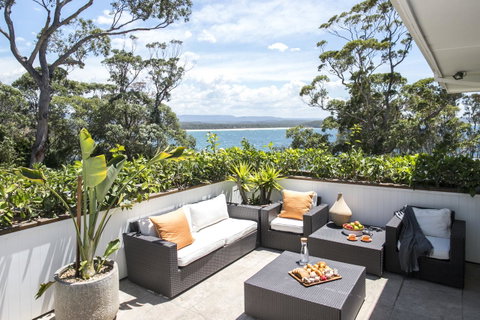 Bannisters By The Sea Mollymook - Accommodation Newcastle 11